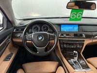 Gebraucht BMW 750 408 PS (300 kW) 2010 Beige Limousine