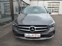 Gebraucht Mercedes B220 190 PS (139 kW) 2021 Mountaingrau Kleinwagen