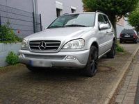Gebraucht Mercedes ML400 250 PS (183 kW) 2003 Silber SUV