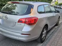 Gebraucht Opel Astra 102 PS (75 kW) 2014 Silber Kombi