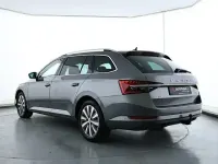 Gebraucht Skoda Superb Style 150 PS (110 kW) 2023 Grau Kombi