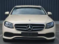 Gebraucht Mercedes E220 Avantgarde 194 PS (142 kW) 2020 Gelb Limousine