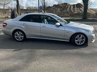 Gebraucht Mercedes E220 Avantgarde 170 PS (125 kW) 2011 Silber Limousine
