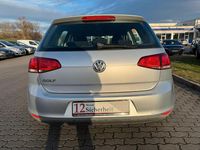 Second-hand VW Golf VII Trendline 86 CP (63 kW) 2014 Argintiu Berlinǎ