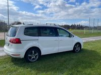 Gebraucht VW Sharan 140 PS (102 kW) 2011 Weiß Van / Kleinbus