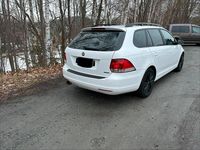 Gebraucht VW Golf VII 105 PS (77 kW) 2013 Weiß Kombi