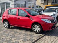 Gebraucht Dacia Sandero Basis 75 PS (55 kW) 2010 Rot Kleinwagen