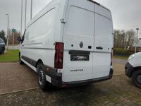 Gebraucht Renault Master 110 PS (80 kW) 2024 Weiß Van
