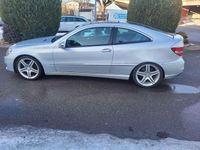 Gebraucht Mercedes CLC200 184 PS (135 kW) 2010 Iridiumsilber  metalliclack Coupé