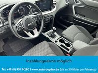 Gebraucht Kia Ceed 99 PS (72 kW) 2022 (g2y) splash lemon m (gelb) (metallic) Kleinwagen