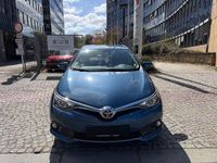 Gebraucht Toyota Auris Edition-S 111 PS (81 kW) 2017 Blau Limousine