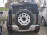 Gebraucht Land Rover Defender 200 PS (147 kW) 2022 Grün SUV