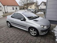 Gebraucht Peugeot 206 CC 109 PS (80 kW) 2002 Silber Cabrio