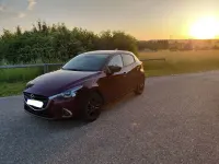 Gebraucht Mazda 2 Kizoku 90 PS (66 kW) 2018 Rot Limousine