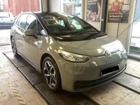 Gebraucht VW ID.3 Pure 110 kW (150 PS) 2021 C2 mondsteingrau Kleinwagen