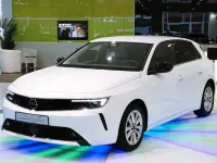 Gebraucht Opel Astra Elegance 131 PS (96 kW) 2023 Weiß Kleinwagen