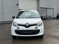 Gebraucht Renault Twingo Life 71 PS (52 kW) 2015 Weiß Kleinwagen