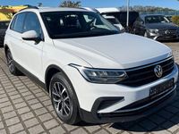 Gebraucht VW Tiguan Life 150 PS (110 kW) 2021 Weiß SUV