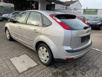 Second-hand Ford Focus Style 145 CP (106 kW) 2007 Argintiu Break