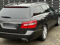 Gebraucht Mercedes E500 387 PS (284 kW) 2010 Schwarz Kombi