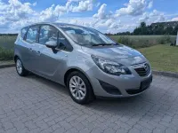 Gebraucht Opel Meriva Active 101 PS (74 kW) 2013 Silbersee/perl silber (m2) Van / Kleinbus