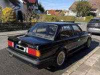 Usata BMW 325 170 CV (125 kW) 1987 Nero Berlina