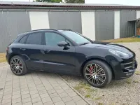 Gebraucht Porsche Macan Turbo Performance Package 441 PS (324 kW) 2016 Schwarz SUV