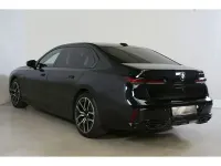 Gebraucht BMW M760e M Performance 571 PS (419 kW) 2025 Schwarz Limousine