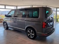 Gebraucht VW Multivan Highline 199 PS (146 kW) 2019 Grau Van / Kleinbus