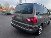 Gebraucht VW Sharan 140 PS (102 kW) 2006 Gold Van / Kleinbus
