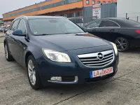 Gebraucht Opel Insignia Innovation 131 PS (96 kW) 2013 Blau Kombi