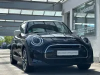 Gebraucht Mini Cooper 135 kW (184 PS) 2023 Midnight black (metallic) Kleinwagen