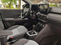 Gebraucht Dacia Jogger Extreme 102 PS (75 kW) 2024 Schwarz Van / Kleinbus