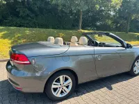 Gebraucht VW Eos 140 PS (102 kW) 2013 Grau Cabrio