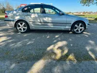 Gebraucht BMW 325 192 PS (141 kW) 2003 Silber Limousine
