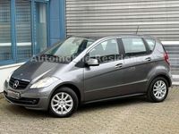 Gebraucht Mercedes A150 95 PS (69 kW) 2009 Grau Kleinwagen