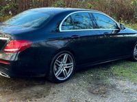 gebraucht Mercedes E220 AMG-Line 9G-Tronic