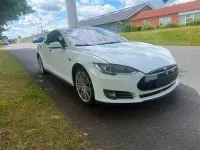 Gebraucht Tesla Model S Performance 344 kW (469 PS) 2015 Kleinwagen