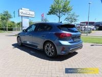 Gebraucht Ford Focus ST-Line X 125 PS (91 kW) 2024 Chromablau Limousine