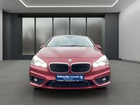 Gebraucht BMW 218 Active Tourer 150 PS (110 kW) 2016 Rot Van / Kleinbus
