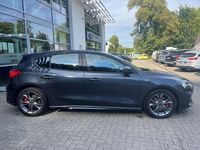 Gebraucht Ford Focus ST-Line 150 PS (110 kW) 2020 Blau Limousine