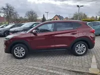 Gebraucht Hyundai Tucson Trend 132 PS (97 kW) 2016 Rot SUV