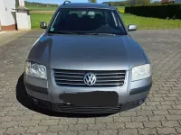 Usata VW Passat 131 CV (96 kW) 2003 Grigio Station wagon