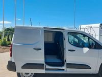 Neu Fiat Doblò 102 PS (75 kW) 2025 Weiß Van / Kleinbus