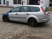 Gebraucht Ford Focus 101 PS (74 kW) 2006 Grau Kombi