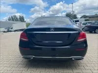 Gebraucht Mercedes E220 Avantgarde 194 PS (142 kW) 2019 Schwarz Limousine