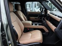 Gebraucht Land Rover Defender SE Dynamic 200 PS (147 kW) 2025 Grün SUV