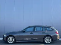 Gebraucht BMW 318 150 PS (110 kW) 2023 Grau Limousine