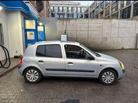 Gebraucht Renault Clio II 75 PS (55 kW) 2002 Limousine