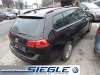 Gebraucht VW Golf VII Life 105 PS (77 kW) 2013 Schwarz metallic Kombi
